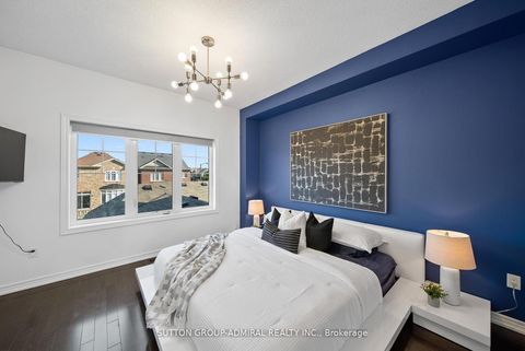 Photo 14 at 49 East's Corners Boulevard, Kleinburg, Vaughan
