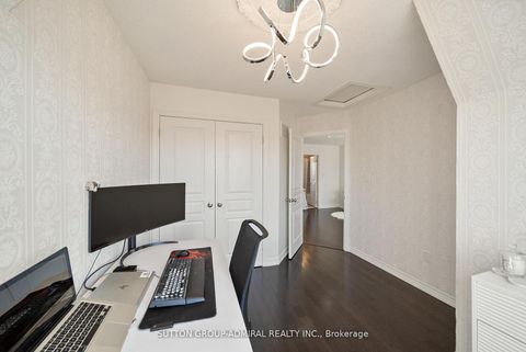 Photo 22 at 49 East's Corners Boulevard, Kleinburg, Vaughan