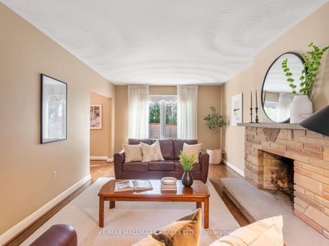 Photo 3 at 139 Floyd Avenue, Broadview North, Toronto