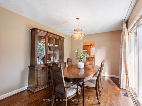 Photo 6 at 139 Floyd Avenue, Broadview North, Toronto