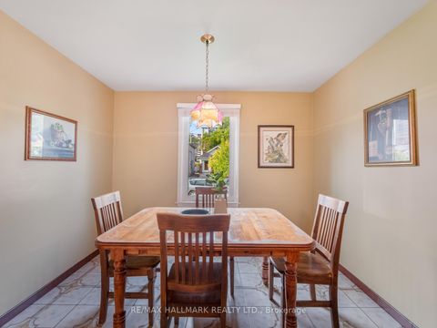 Photo 15 at 139 Floyd Avenue, Broadview North, Toronto
