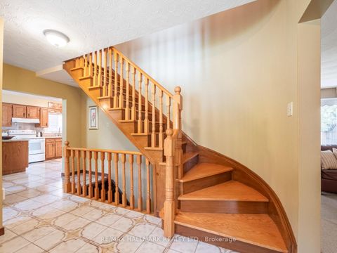 Photo 17 at 139 Floyd Avenue, Broadview North, Toronto