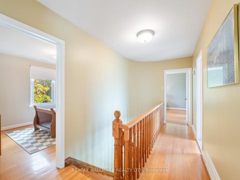 Photo 18 at 139 Floyd Avenue, Broadview North, Toronto