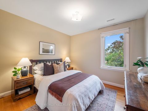 Photo 25 at 139 Floyd Avenue, Broadview North, Toronto