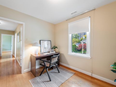 Photo 30 at 139 Floyd Avenue, Broadview North, Toronto