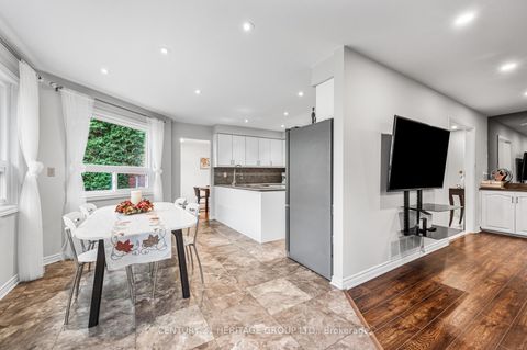 Photo 11 at 16 Wainwright Avenue, North Richvale, Richmond Hill