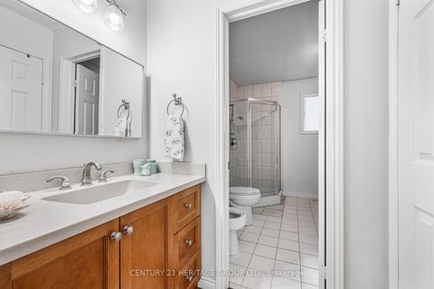 Photo 18 at 16 Wainwright Avenue, North Richvale, Richmond Hill