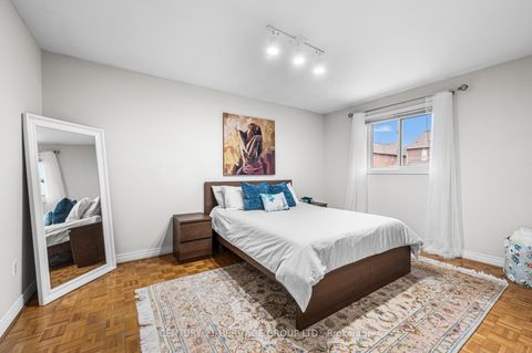 Photo 21 at 16 Wainwright Avenue, North Richvale, Richmond Hill