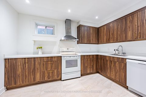 Photo 27 at 16 Wainwright Avenue, North Richvale, Richmond Hill