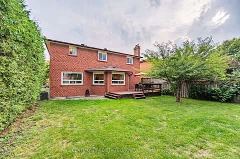 Photo 38 at 16 Wainwright Avenue, North Richvale, Richmond Hill