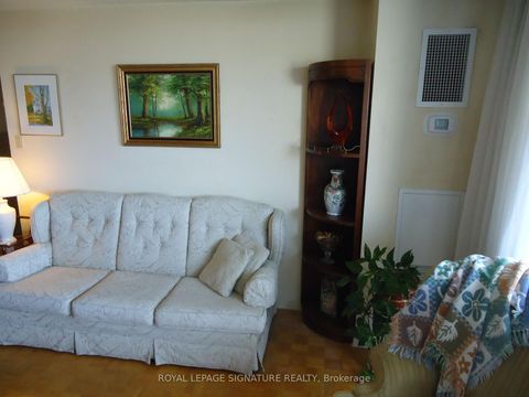 Photo 5 at 1401 - 301 Prudential Drive, Dorset Park, Toronto