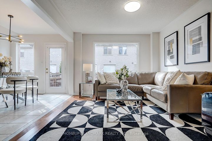 Photo 5 at 124 King William Crescent, Langstaff, Richmond Hill