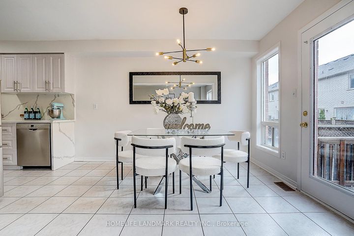 Photo 9 at 124 King William Crescent, Langstaff, Richmond Hill