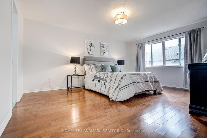 Photo 18 at 124 King William Crescent, Langstaff, Richmond Hill