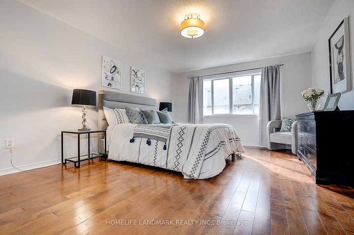 Photo 19 at 124 King William Crescent, Langstaff, Richmond Hill