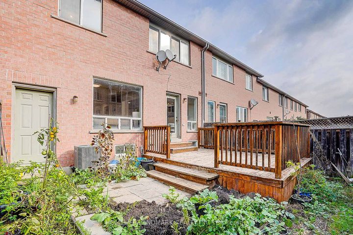 Photo 32 at 124 King William Crescent, Langstaff, Richmond Hill