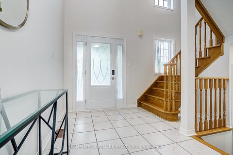 Photo 2 at 124 King William Crescent, Langstaff, Richmond Hill