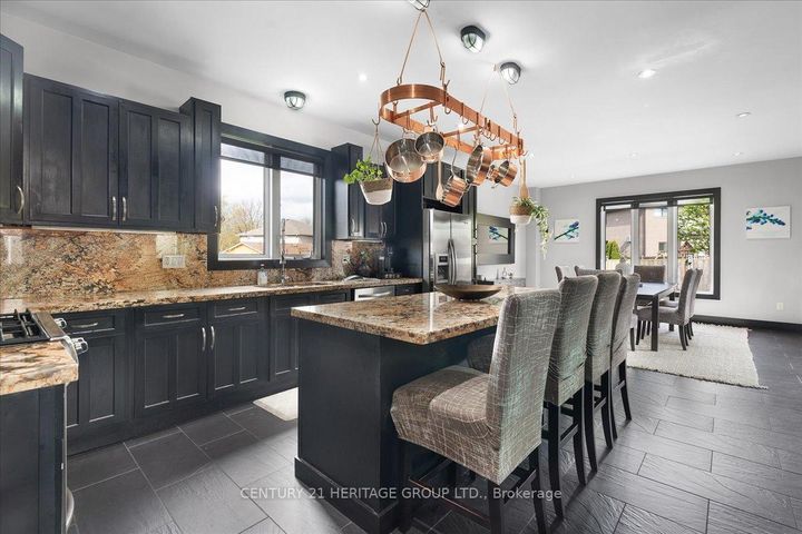 Photo 3 at 340 Old Mud Street, Stoney Creek, Hamilton