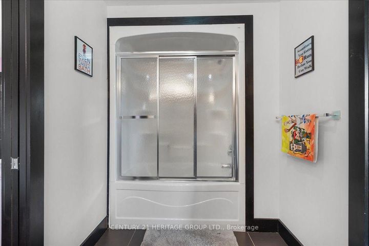 Photo 33 at 340 Old Mud Street, Stoney Creek, Hamilton