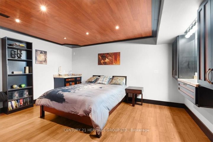 Photo 36 at 340 Old Mud Street, Stoney Creek, Hamilton