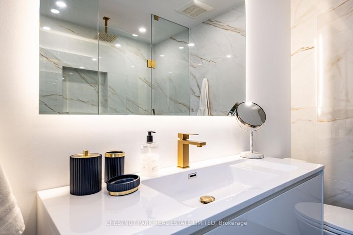 Photo 26 at 414 Bedford Park Avenue, Nortown, Toronto