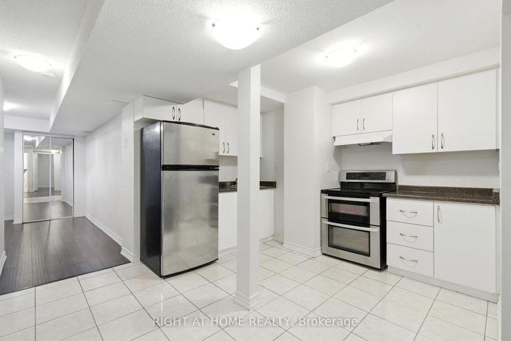 Photo 25 at 215 Canada Drive, Vellore Village, Vaughan