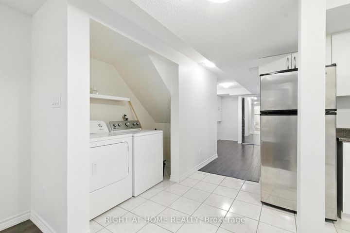 Photo 26 at 215 Canada Drive, Vellore Village, Vaughan