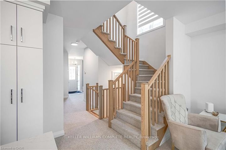Photo 16 at 92 SHADY OAKS Trail, Sheldon, Hamilton