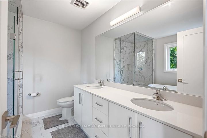 Photo 20 at 92 SHADY OAKS Trail, Sheldon, Hamilton