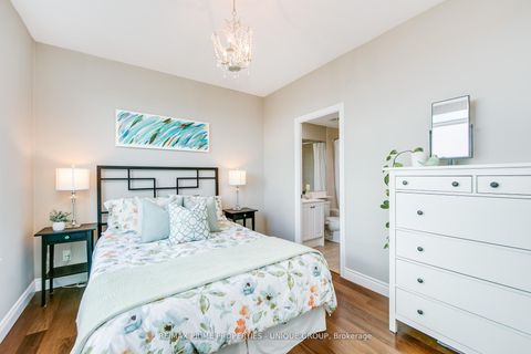 Photo 9 at 904 - 319 Merton Street, Mount Pleasant West, Toronto
