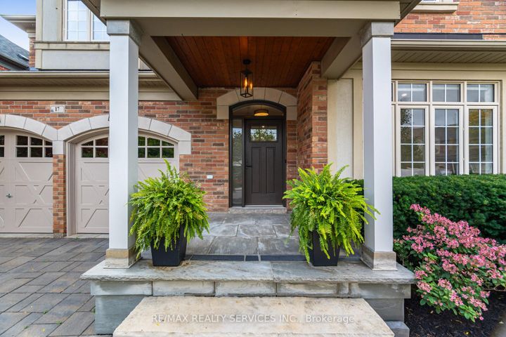 Photo 4 at 17 Edmonton Street, Bram West, Brampton
