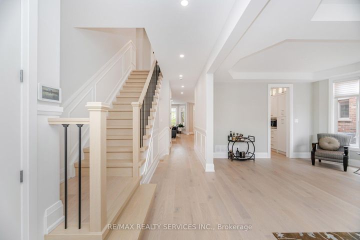 Photo 6 at 17 Edmonton Street, Bram West, Brampton