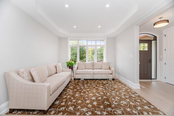 Photo 7 at 17 Edmonton Street, Bram West, Brampton