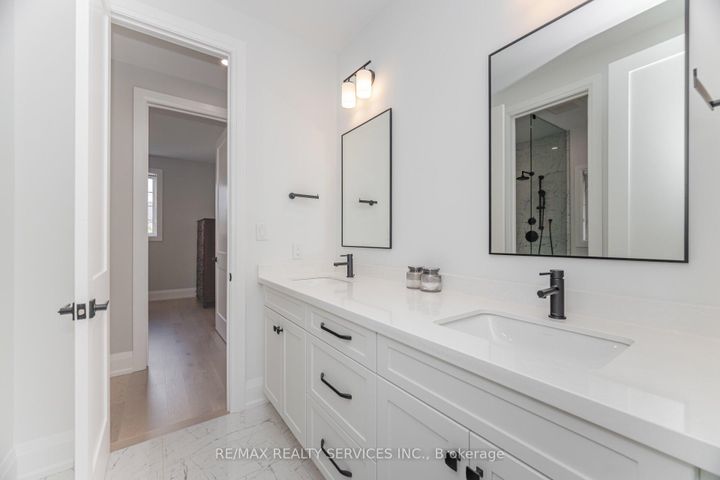 Photo 36 at 17 Edmonton Street, Bram West, Brampton