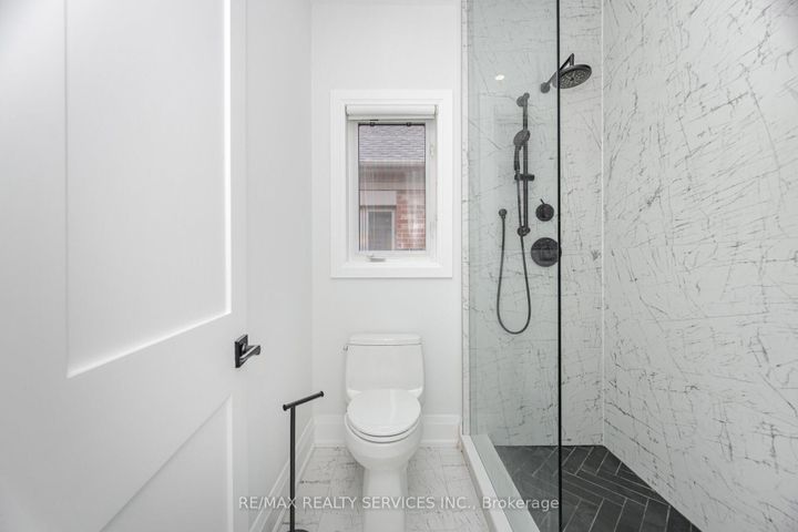 Photo 38 at 17 Edmonton Street, Bram West, Brampton