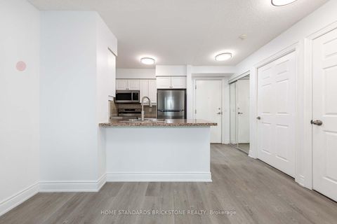Photo 9 at 1504 - 15 Greenview Avenue, Newtonbrook West, Toronto