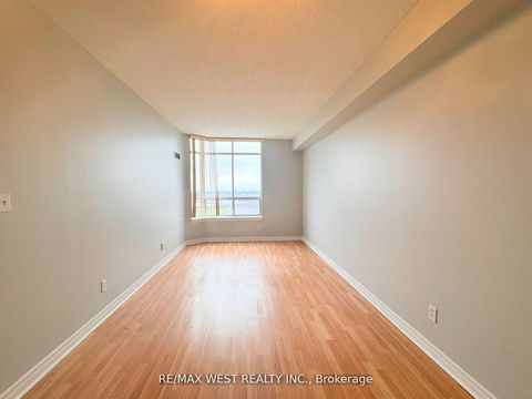 Photo 7 at PH7 - 1700 Eglinton Avenue E, Victoria Village, Toronto