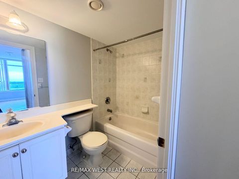 Photo 13 at PH7 - 1700 Eglinton Avenue E, Victoria Village, Toronto