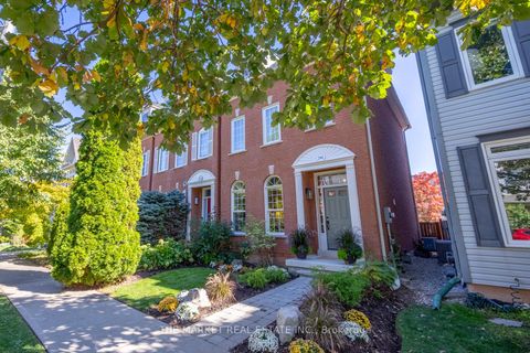 Photo 1 at 204 Gatwick Drive, RO River Oaks, Oakville