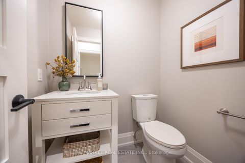 Photo 15 at 204 Gatwick Drive, RO River Oaks, Oakville