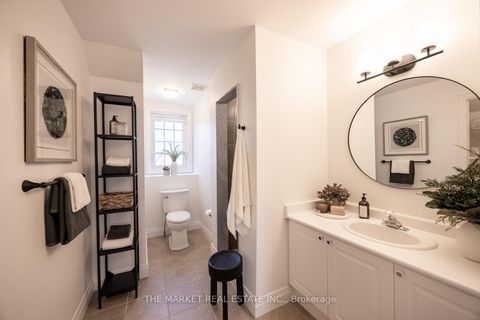 Photo 27 at 204 Gatwick Drive, RO River Oaks, Oakville
