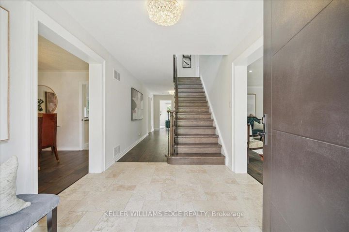 Photo 5 at 2098 Mississauga Road, Sheridan, Mississauga