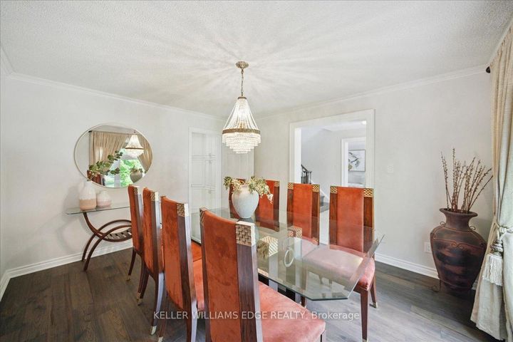 Photo 10 at 2098 Mississauga Road, Sheridan, Mississauga