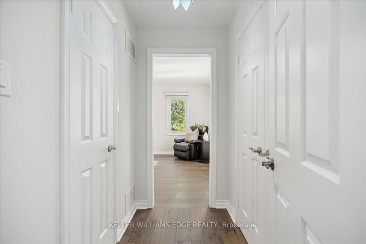 Photo 22 at 2098 Mississauga Road, Sheridan, Mississauga