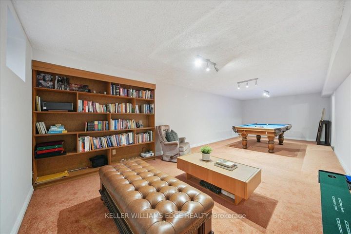 Photo 34 at 2098 Mississauga Road, Sheridan, Mississauga