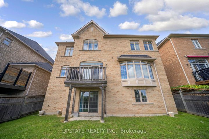 Photo 44 at 10 Agincourt Circle, Credit Valley, Brampton