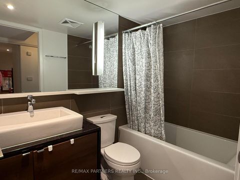 Photo 13 at 716 - 121 Mcmahon Drive, Bayview Village, Toronto