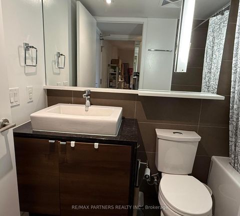 Photo 14 at 716 - 121 Mcmahon Drive, Bayview Village, Toronto