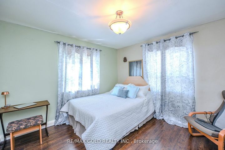Photo 13 at 14 Burlington Street, Malton, Mississauga