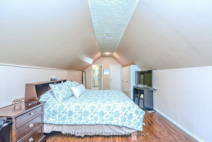 Photo 21 at 14 Burlington Street, Malton, Mississauga